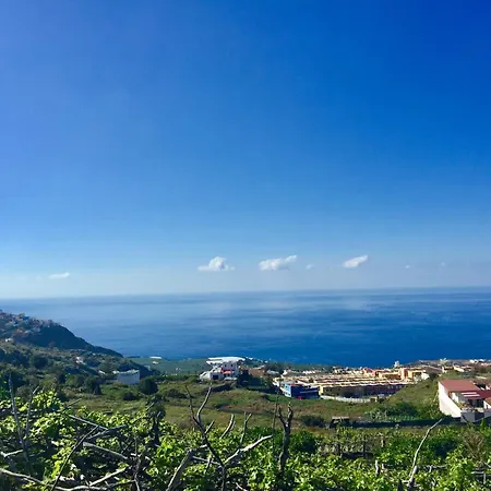 La Gemela