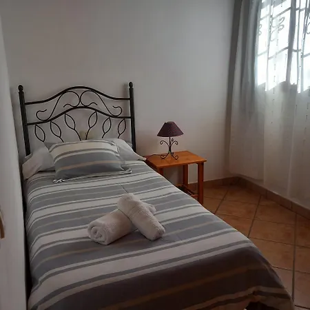 La Gemela